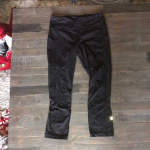 Lululemon cropped leggings